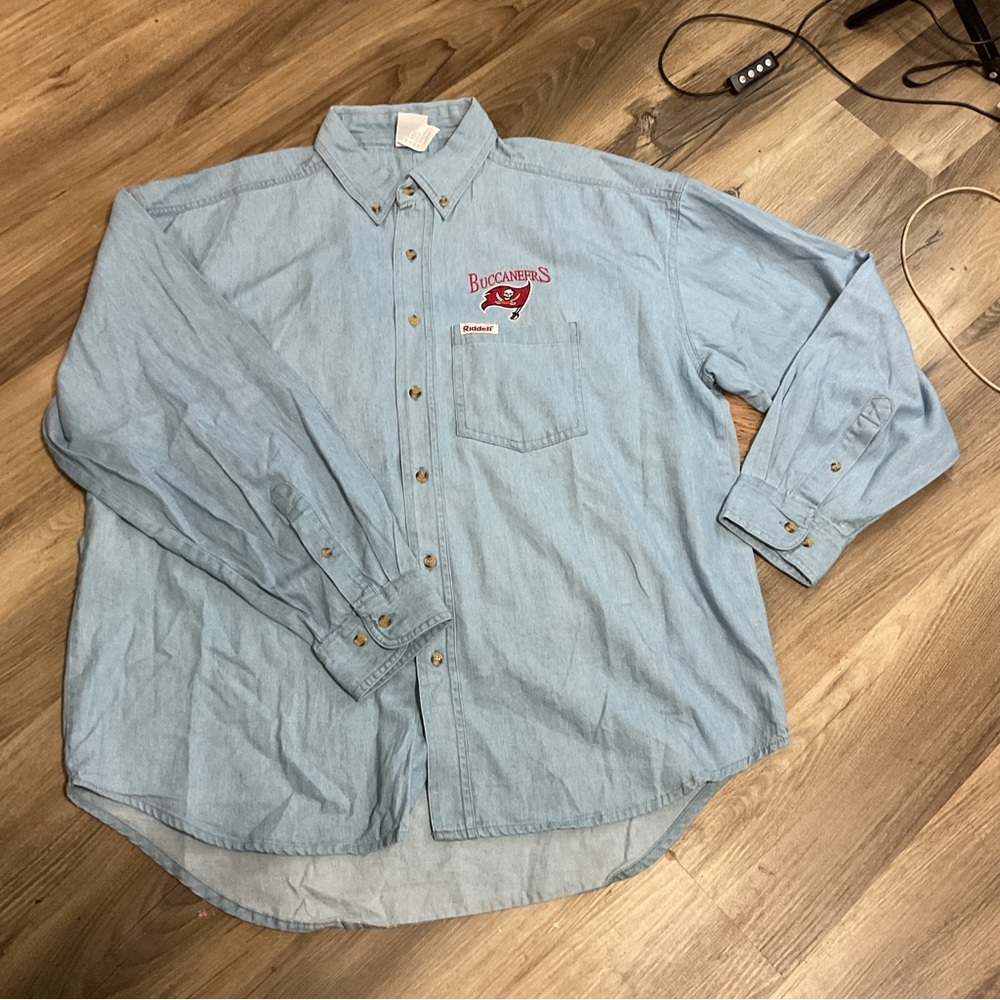 Buccaneers Denim Long Sleeve Button Down Shirt Size L VTG - Picture 9 of 9